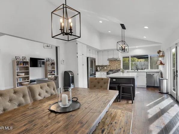 2854 E Sierra Dr, Thousand Oaks, CA 91362