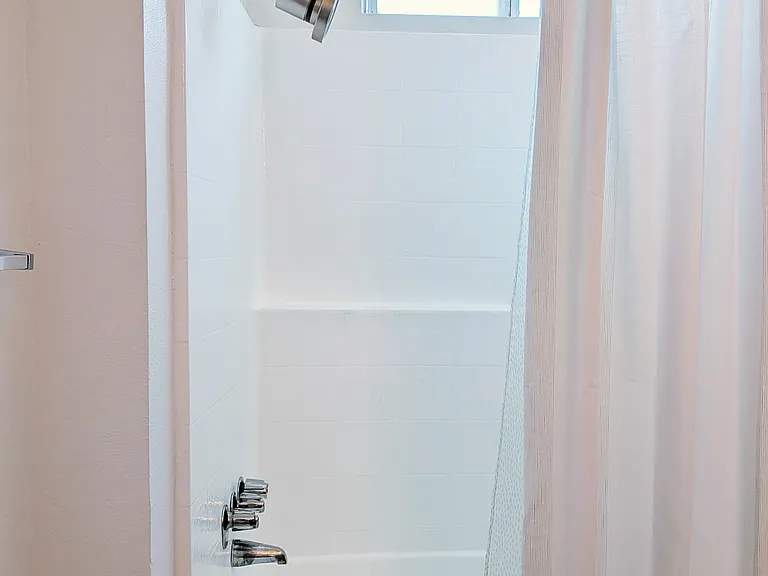 2452 S Centinela Ave #4 — Photo 15