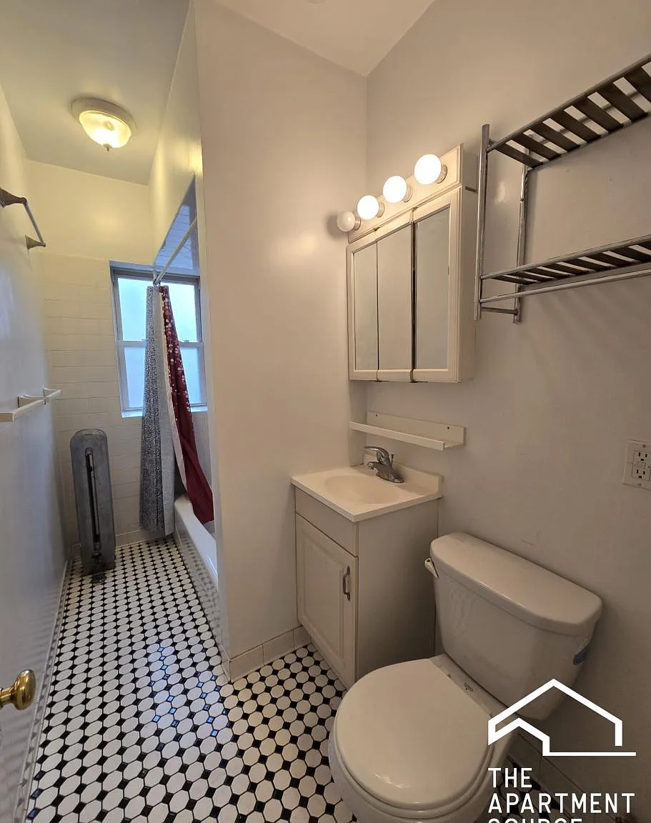834 Reba Place #2S — Photo 4