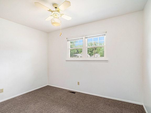 3rd image of 3632 Borgess Dr