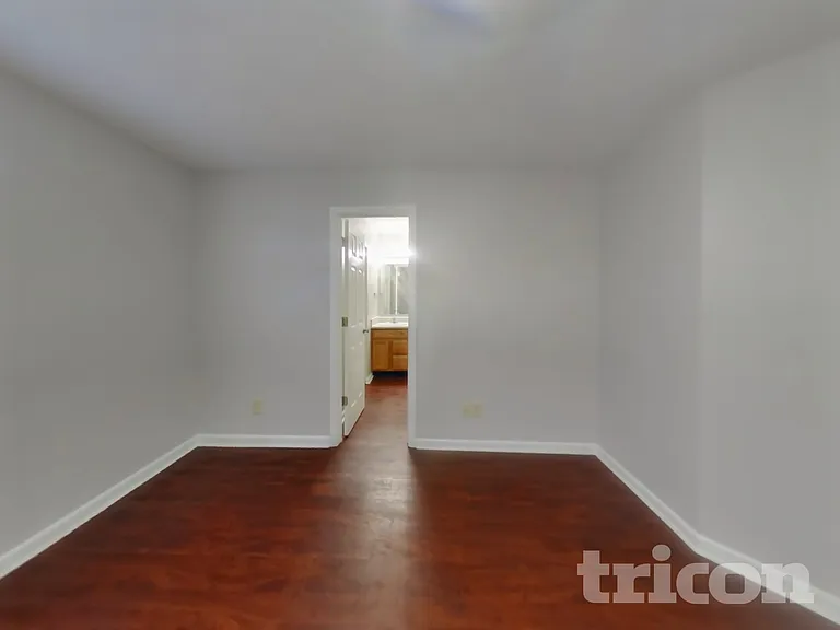 7850 Harshaw Dr — Photo 8