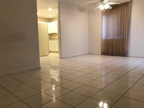 5135 Souvenir Ln, Las Vegas, NV 89118