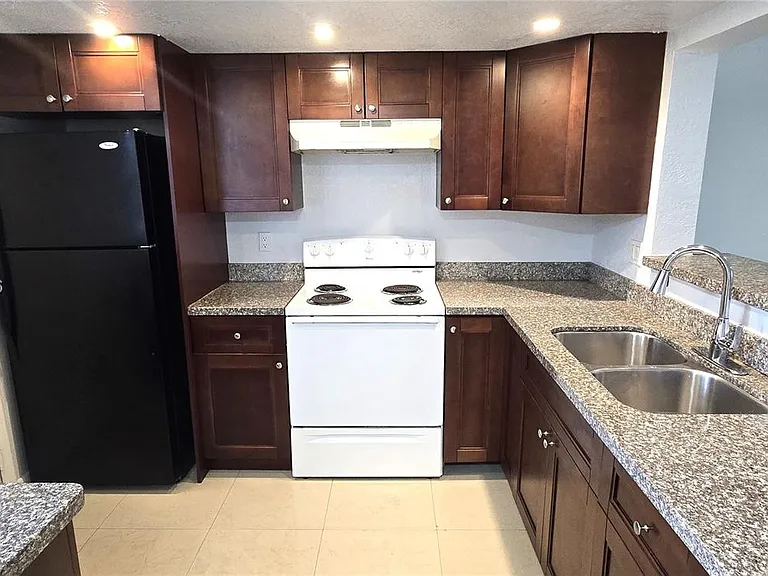 5335 NW 10th Ct #307 — Photo 5