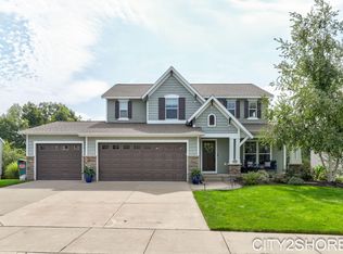 8560 Twin Lakes Dr, Jenison, MI 49428