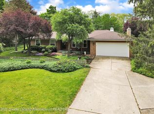 6738 E Parks Rd, Saint Johns, MI 48879