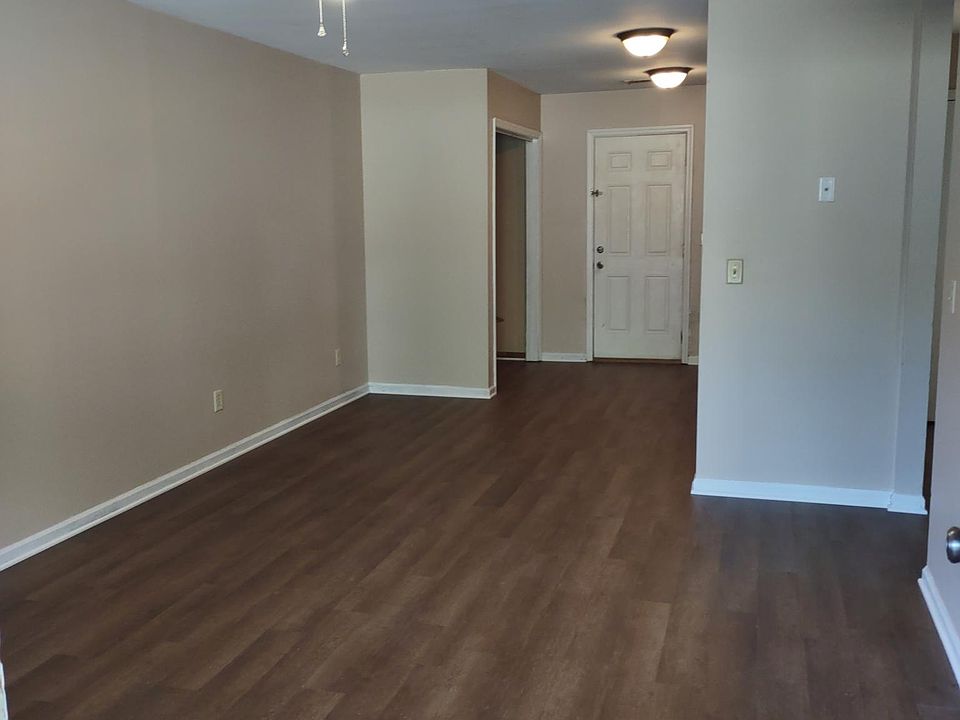 1st image of 211 N Patton St #213