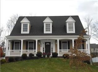 206 Crosswinds Ct, Coraopolis, PA 15108