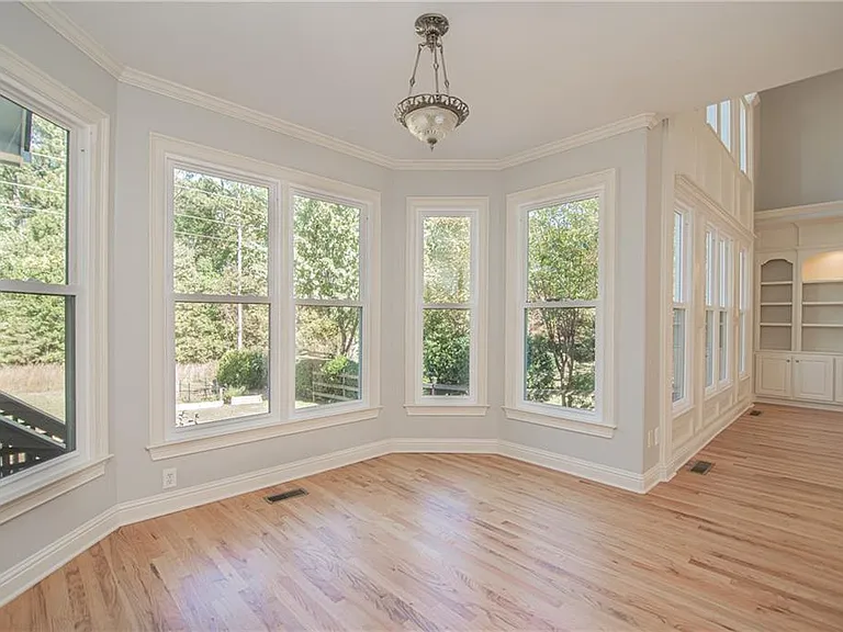 4012 Erin Dr — Photo 26