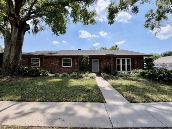 320 White Oak Cir, Maitland, FL 32751