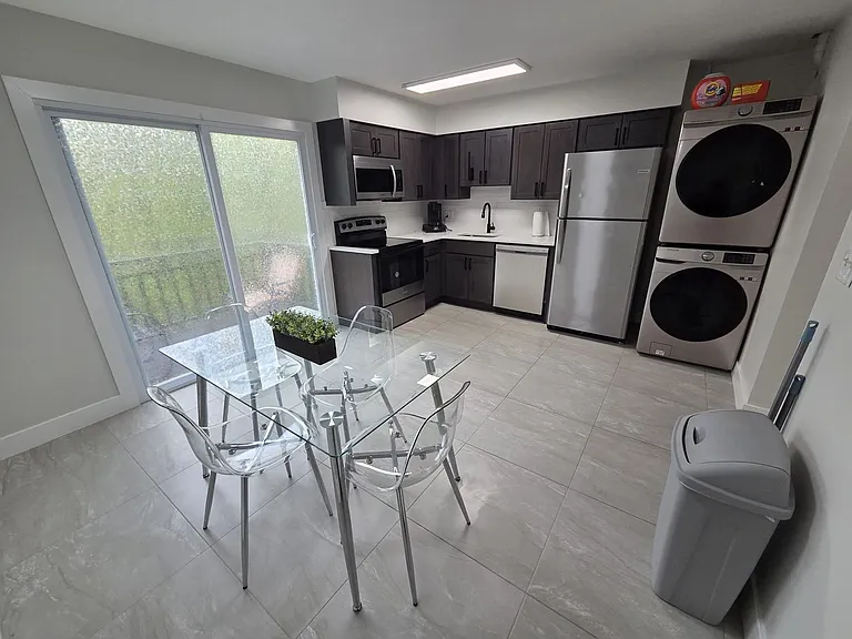 Timberfalls Townhomes — Photo 10