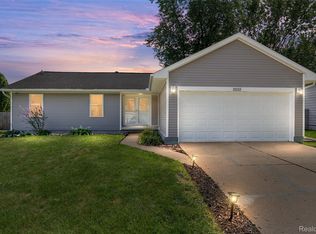 9255 Elaine Dr, Swartz Creek, MI 48473