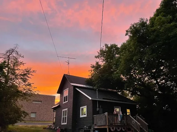 508 Park St, Bellaire, MI 49615