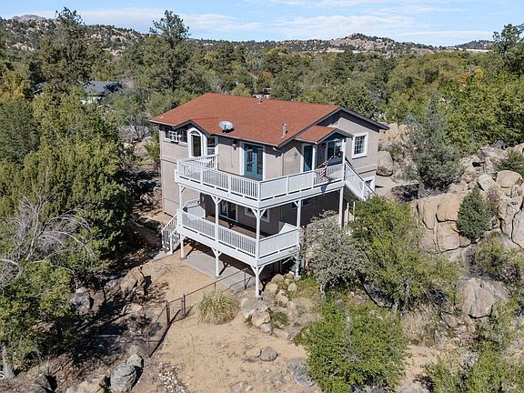2nd image of 606 Gail Gardner Way
