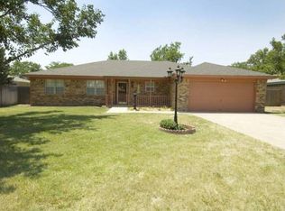 2709 John Dr, Amarillo, TX 79110