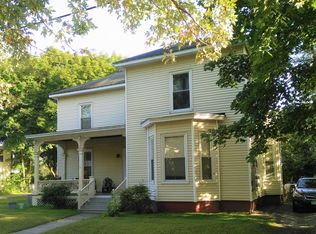 80 Grove St APT 202, Brattleboro, VT 05301