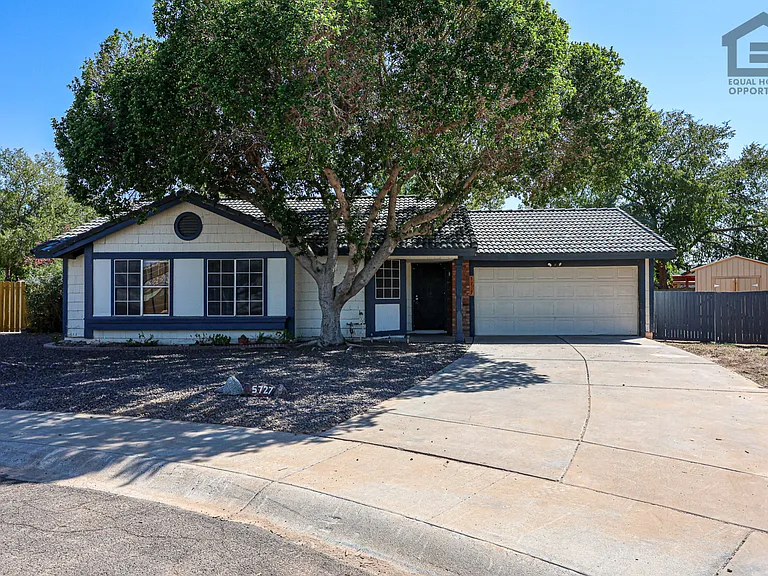 5727 W Villa Maria Dr — Photo 1