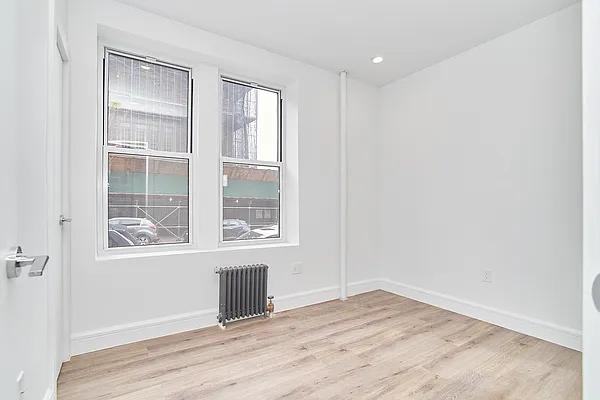 Rented by REAL New York | media 16