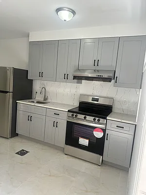 Rented by B Square Realty | media 17