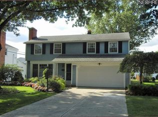 20269 Mercedes Ave, Rocky River, OH
