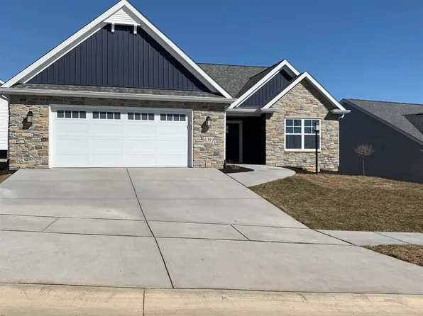 6319 Deere Creek Ln, Davenport, IA 52807