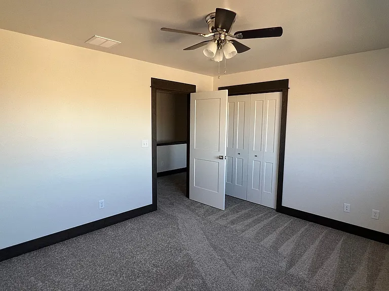 2021 Windjammer Way #B — Photo 8