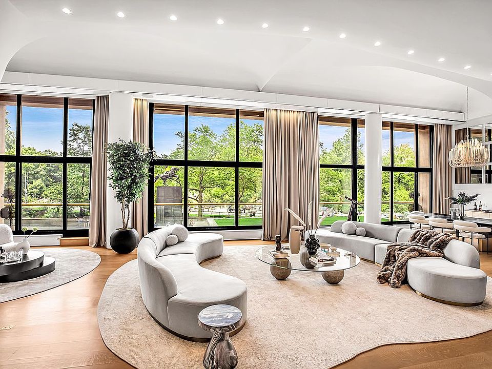 1st image of 106 Central Park S APT 3A