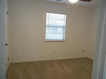 5th image of 500 College Ave #10997790