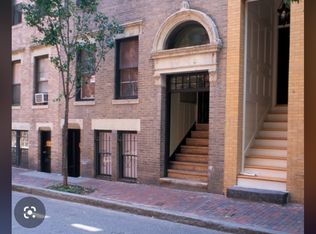 100 Myrtle St APT 1, Boston, MA 02114