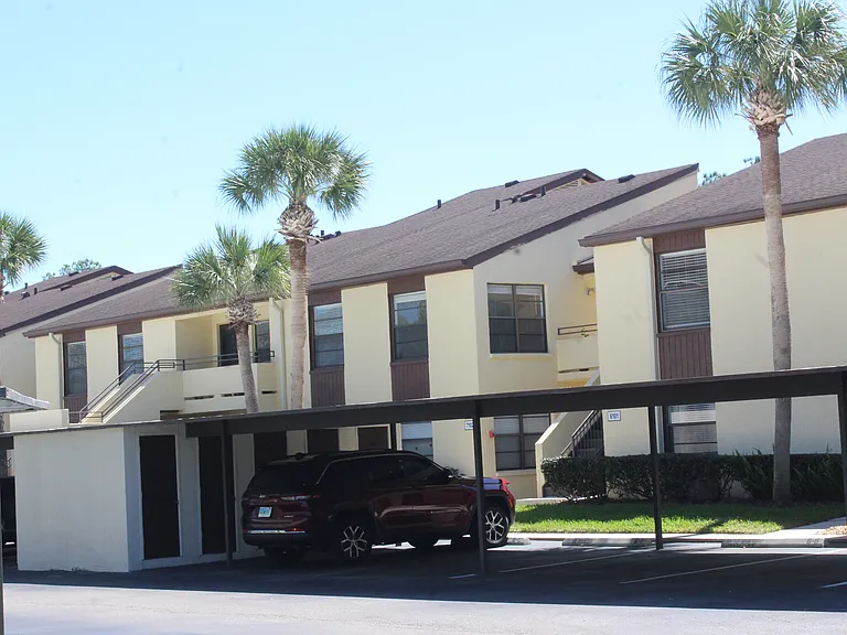 13608 S Village Dr — Photo 20