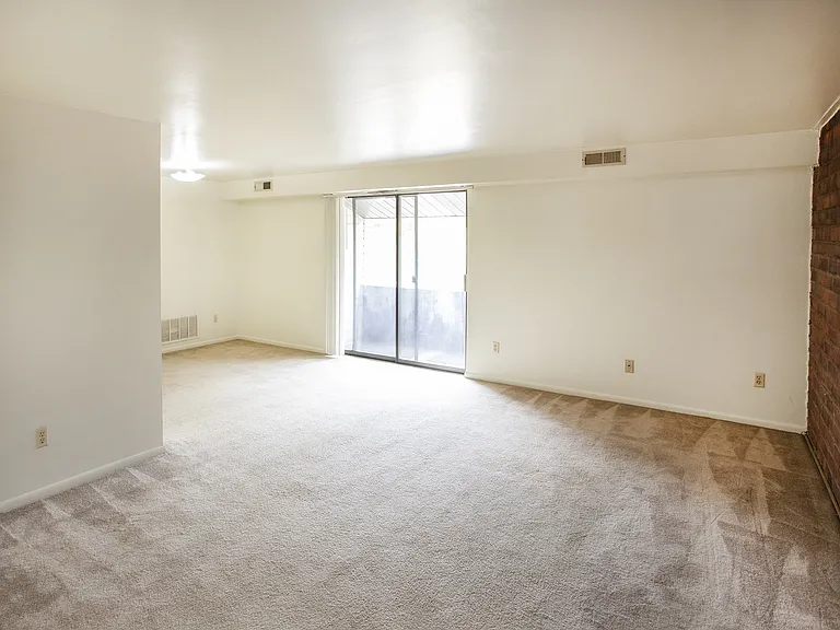 Markvue Apartments — Photo 2