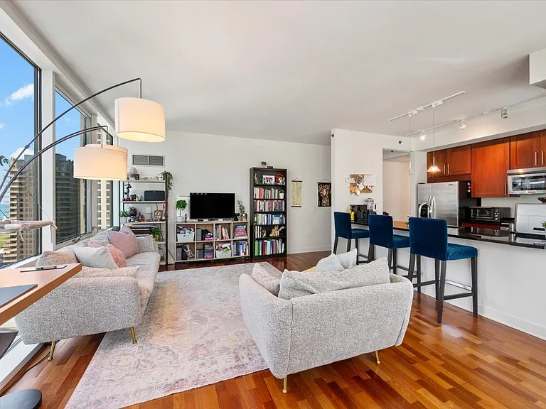505 N McClurg Ct #2306 — Photo 7