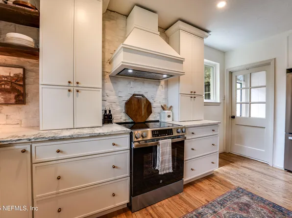 1514 DUNSFORD Road, Jacksonville, FL 32207