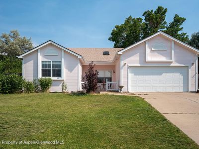 72 Juniper Ln, Parachute, CO, 81635