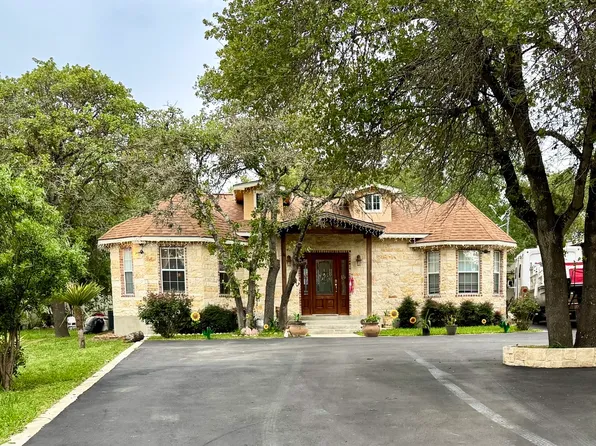 22739 Lazy Stream, Elmendorf, TX 78112