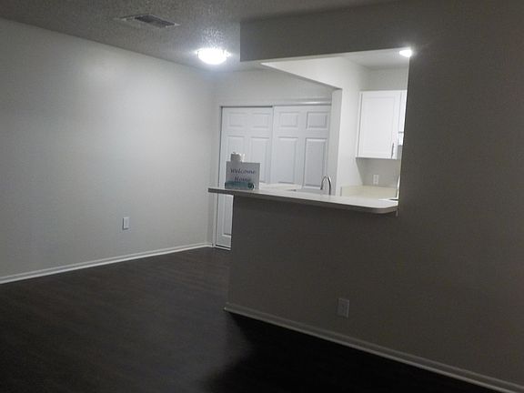 3rd image of 3827 Club Ct Unit 101
