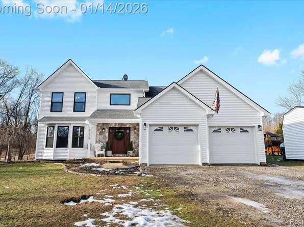 18320 Walnut Ln, Gregory, MI 48137
