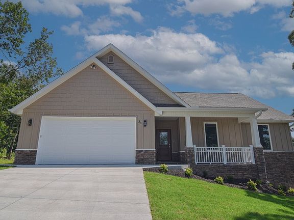 2nd image of 31 Dunkeld Dr