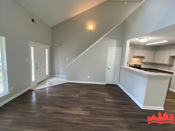 5th image of 7019 S Estacada Way