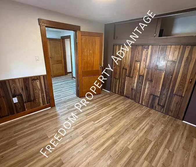 1002 Indiana Ave — Photo 8