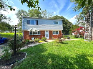 3422 Beaumont Rd, Woodbridge, VA 22193