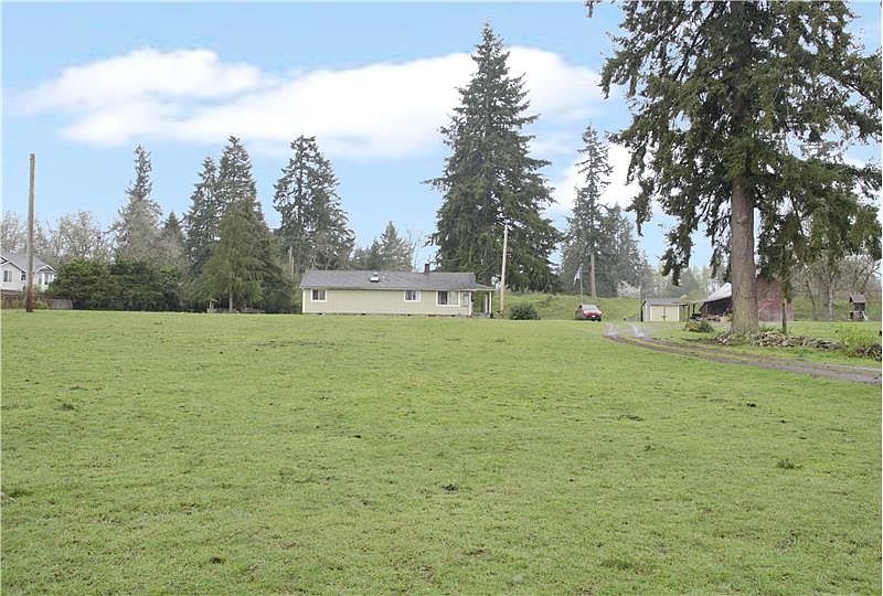 1st image of 3624 232nd St E