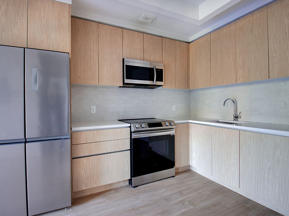 1st image of 11 Herkimer St #601