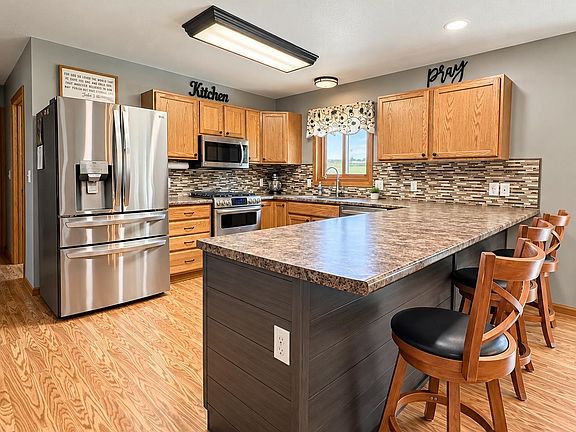 4th image of 17146 Holiday Rd