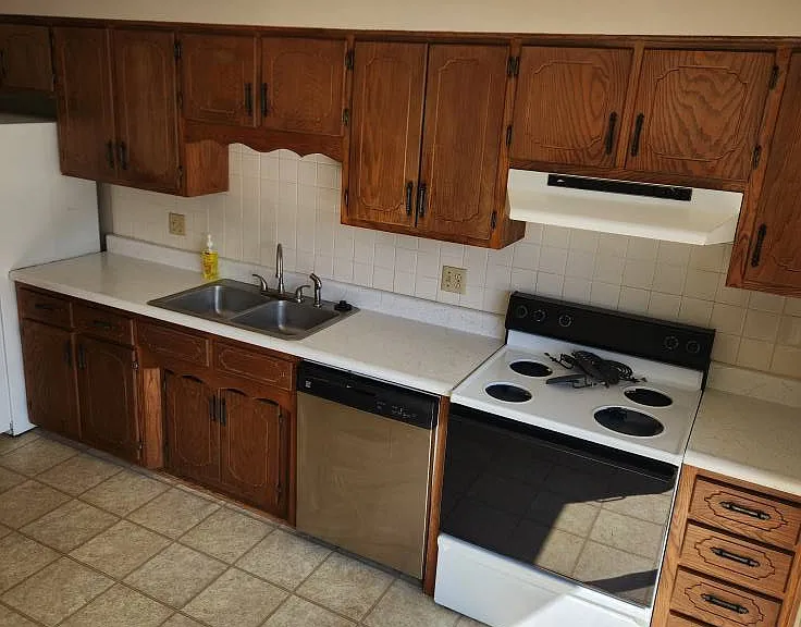 307 S 2nd St #2 — Photo 4