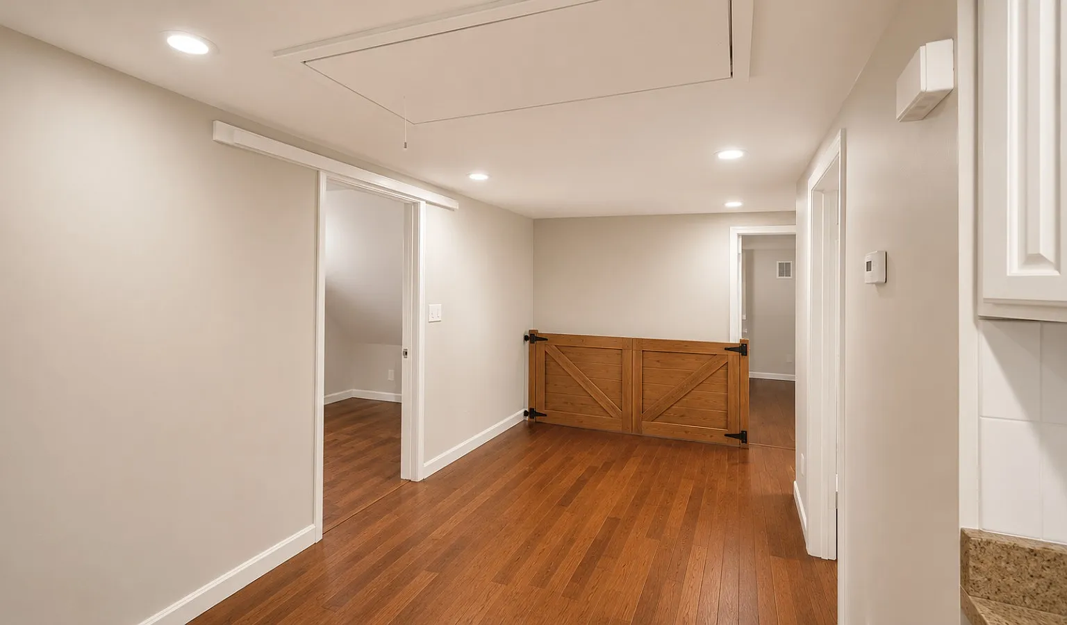 2 bed, 1029 sqft, $1,695 — Photo 4