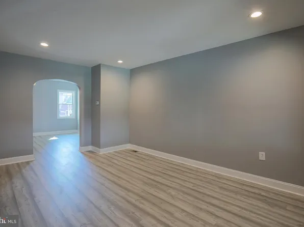 9 N Rosedale St, Baltimore, MD 21229