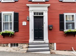 1 Mason St #2, Marblehead, MA 01945