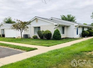 543 Berberis Plz, Monroe Township, NJ 08831