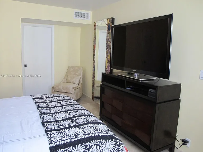 3140 S Ocean Dr #1207 — Photo 8