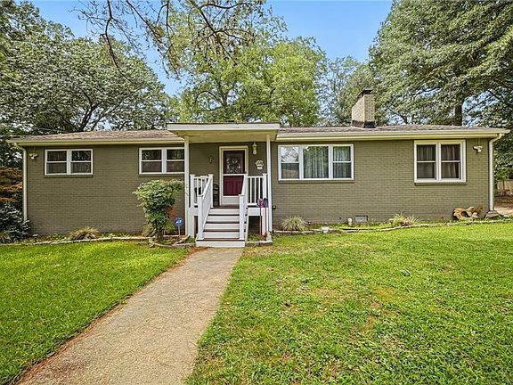 3rd image of 983 Green St